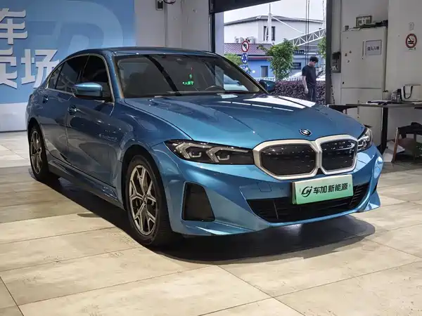 BMW i3 2022