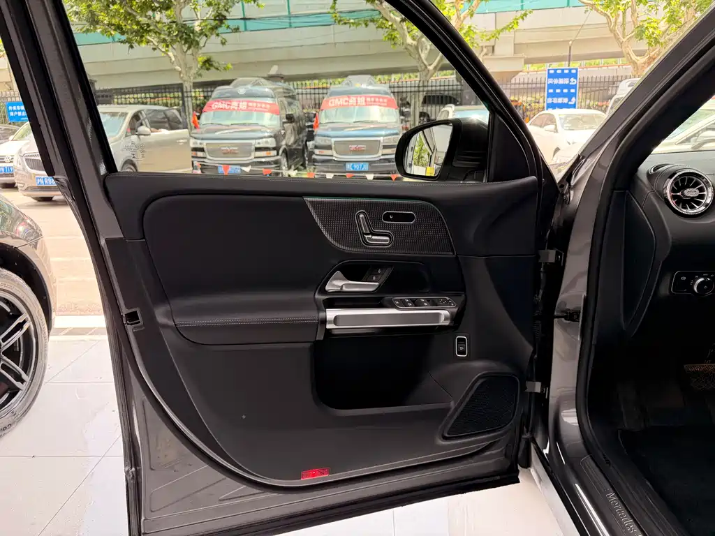 Mercedes-Benz GLB 2022 — фото 10