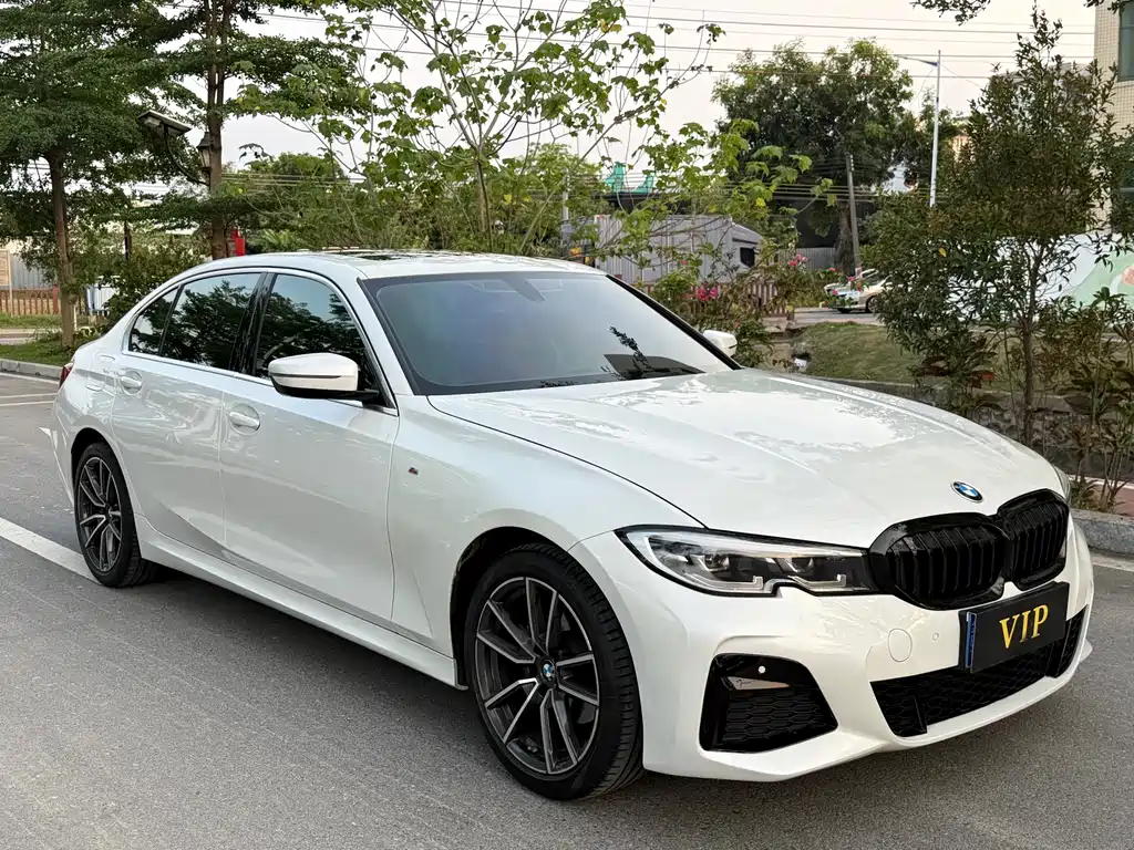 BMW 3 Series 2022