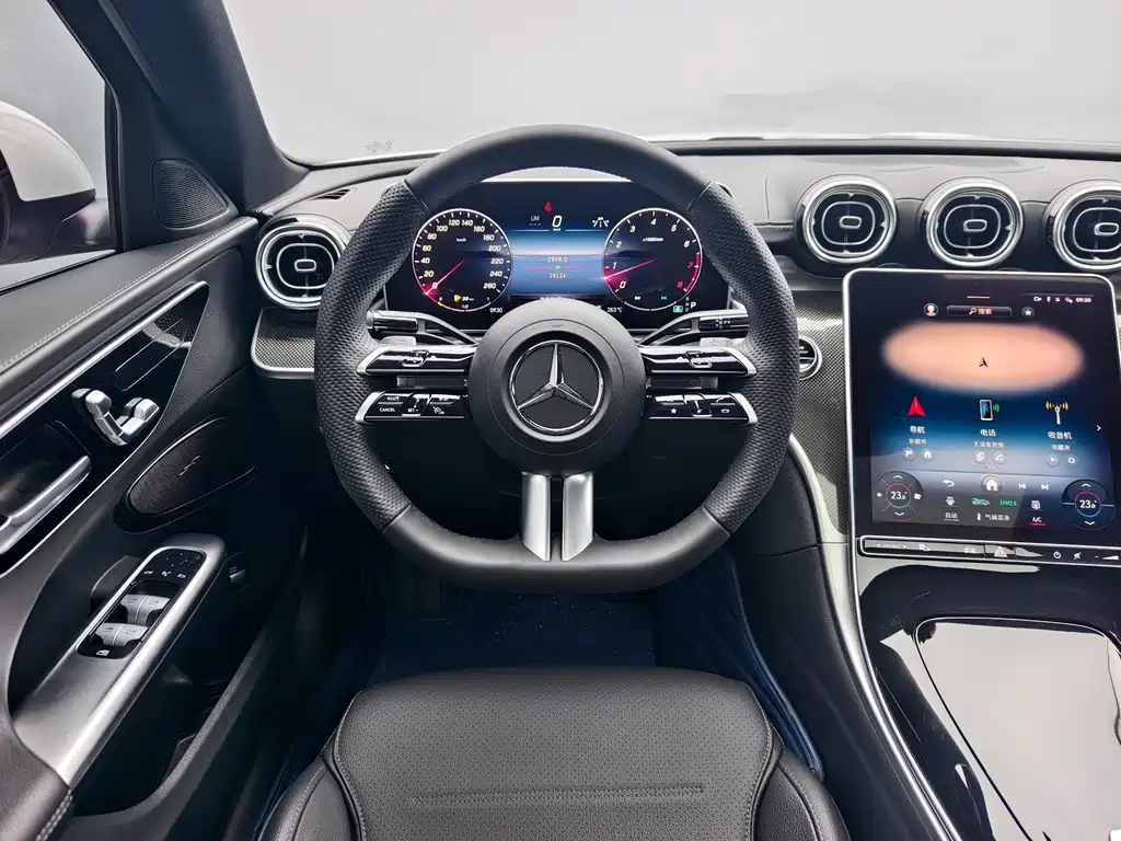 Mercedes-Benz C-Class 2023 — фото 14