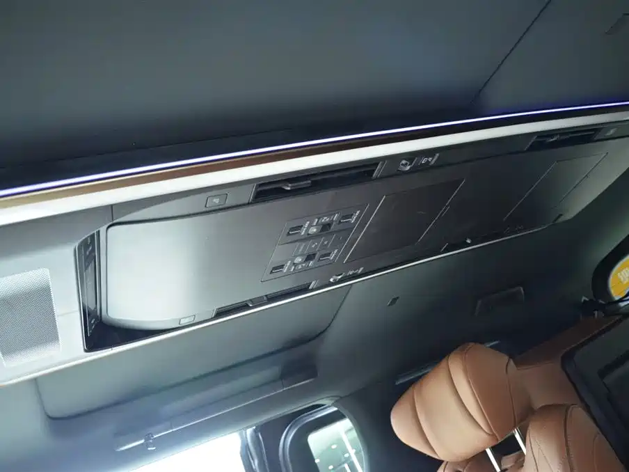 Toyota Alphard 2025 — фото 15
