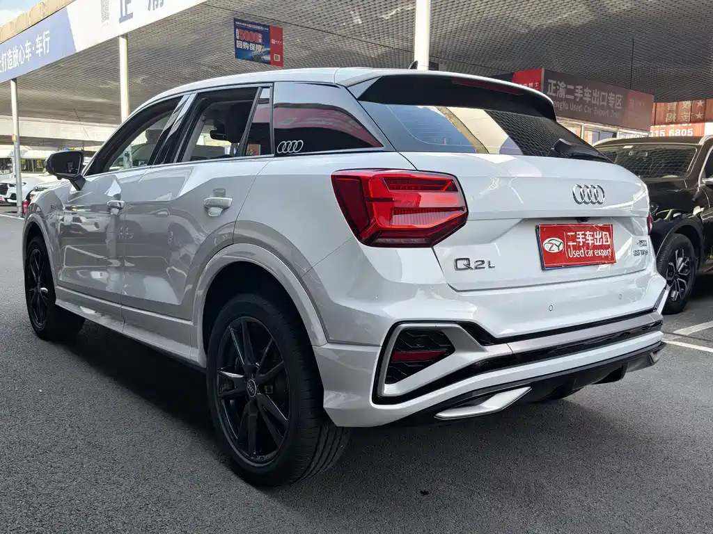 Audi Q2L 2022 — фото 2