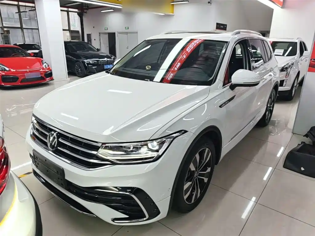 Volkswagen Tiguan L 2024 — фото 2