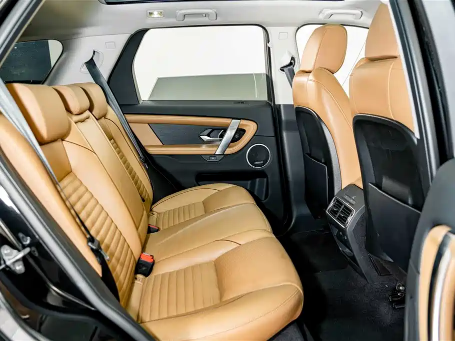 Land Rover Discovery Sport 2024 — фото 21