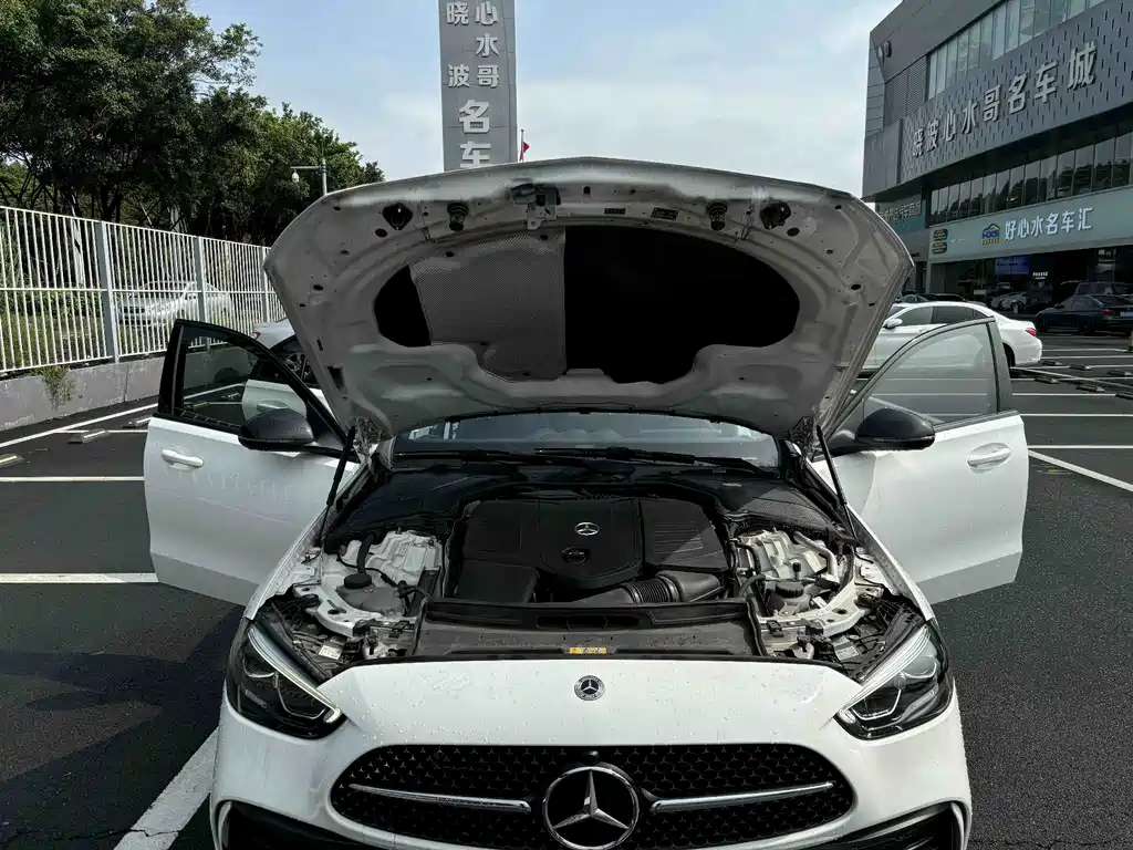 Mercedes-Benz C-Class 2023 — фото 17