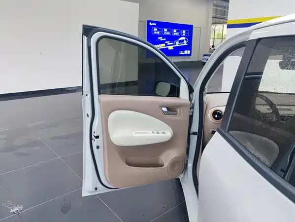 Wuling Hongguang MINIEV 2025