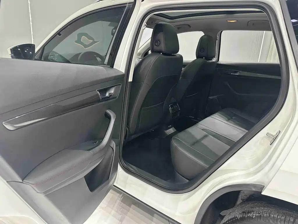Skoda Korok 2022 — фото 15