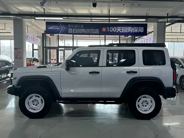 Tank 300 2023