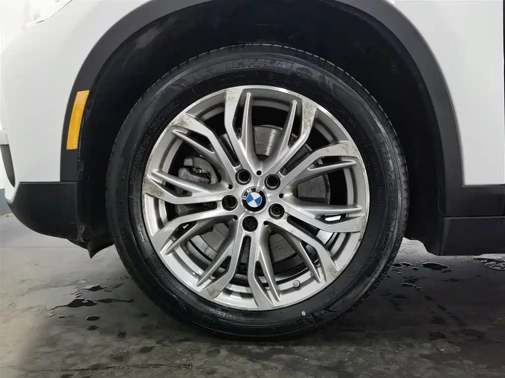 BMW X1 2017 — фото 17