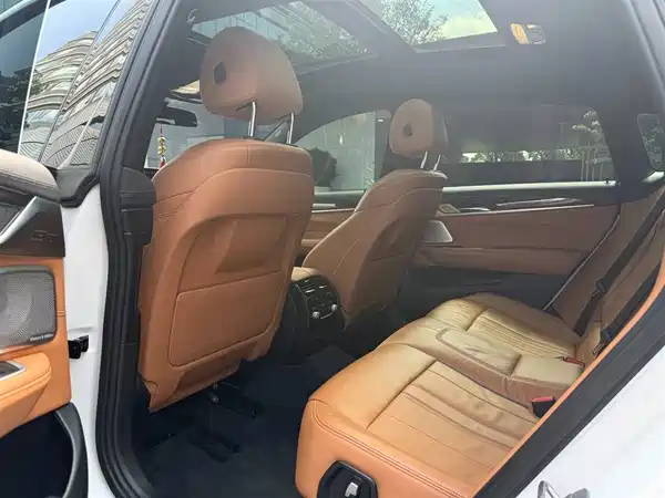 BMW 6 Series GT 2021