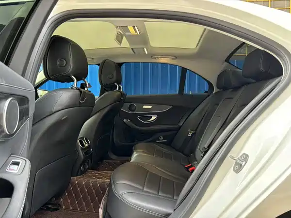 Mercedes-Benz C-Class 2021