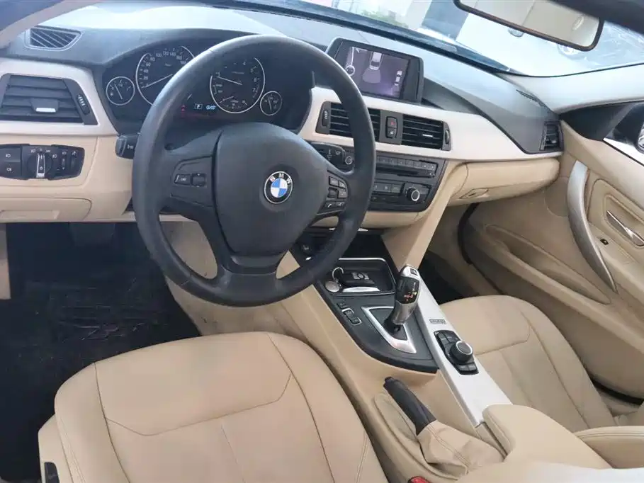 BMW 3 Series 2014 — фото 9
