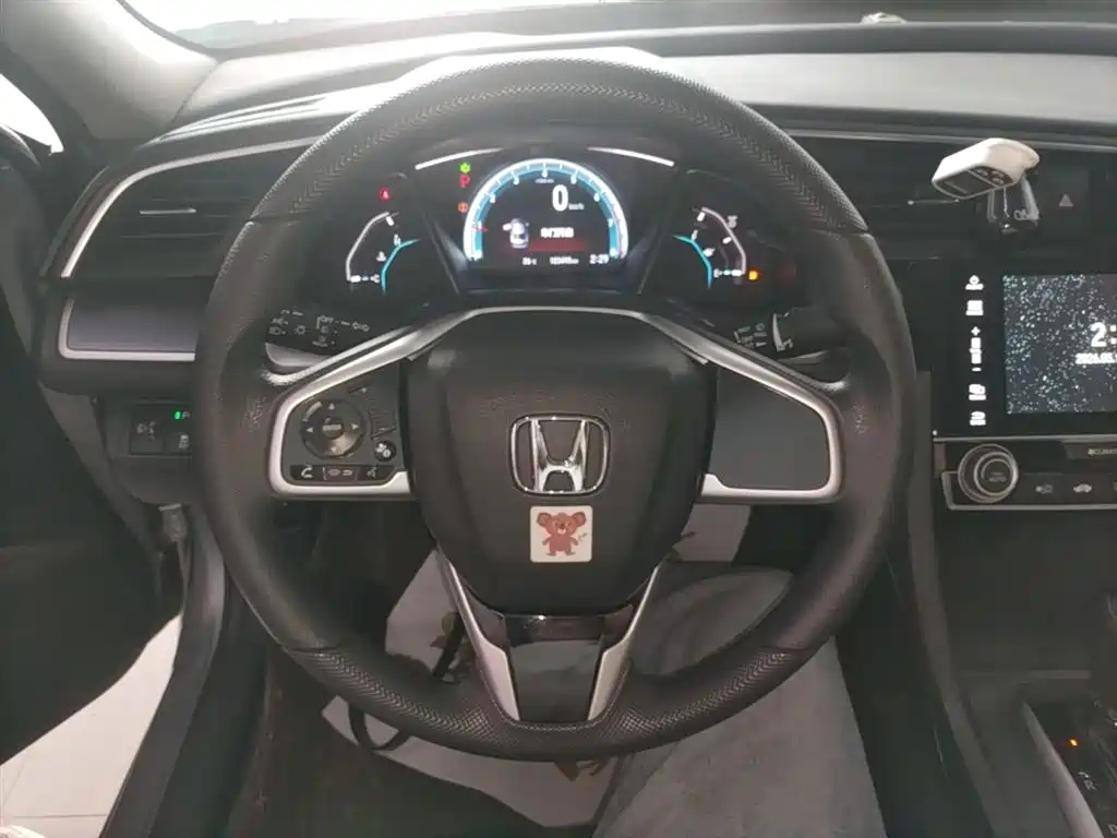 Honda Civic 2017 — фото 11