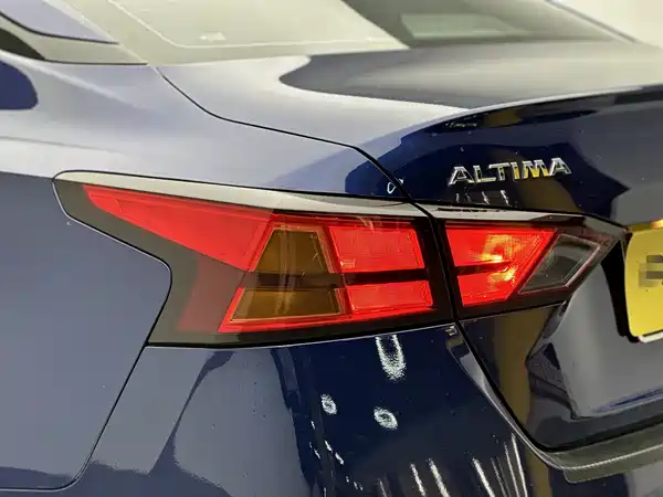 Nissan Teana 2021