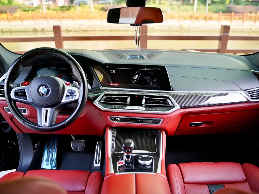 BMW X6 M 2022 — фото 8