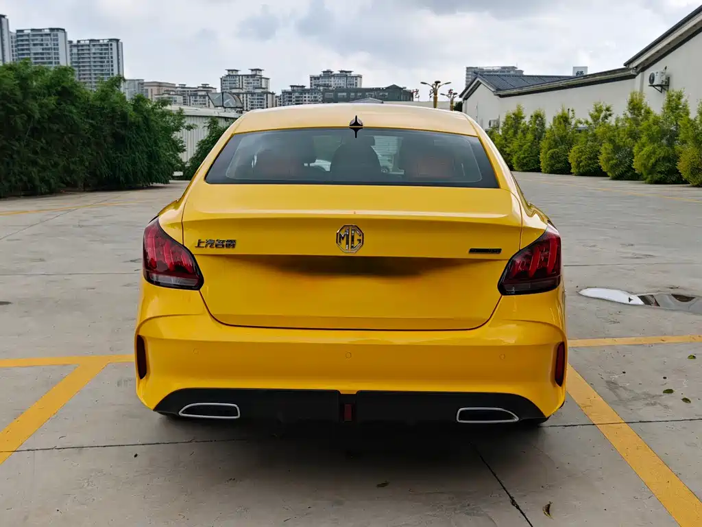 MG MG5 2021
