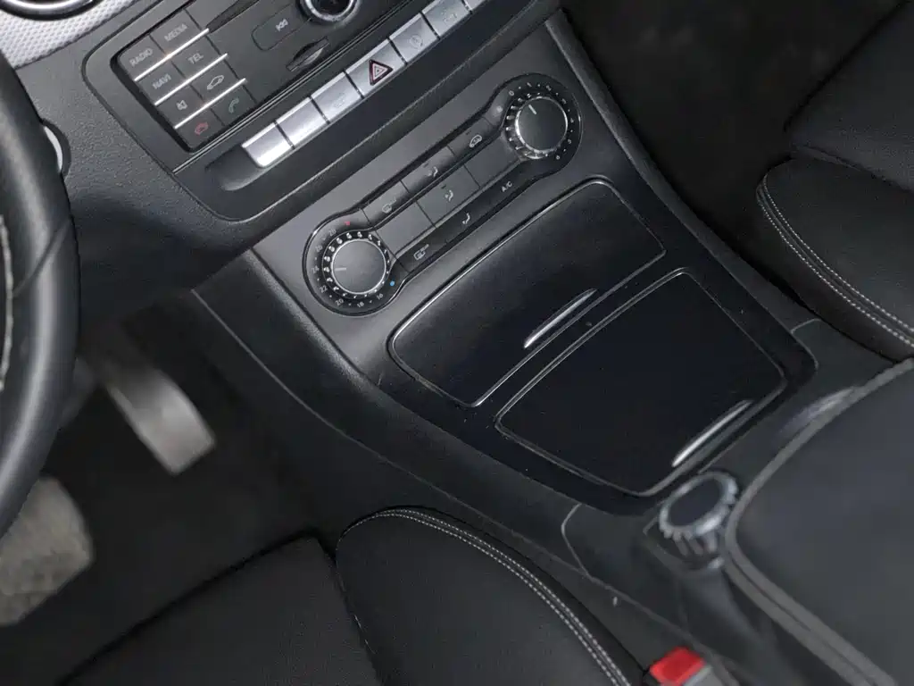 Mercedes-Benz B-Class 2018 — фото 12