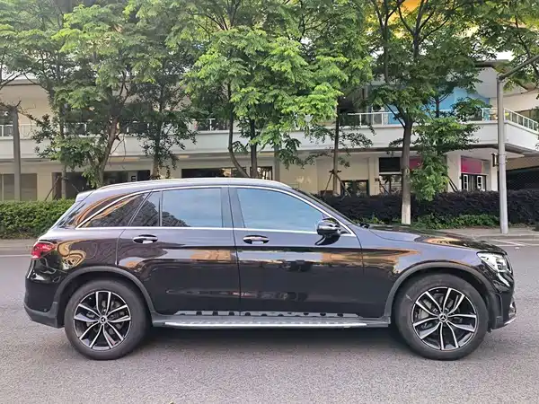 Mercedes-Benz GLC 2021