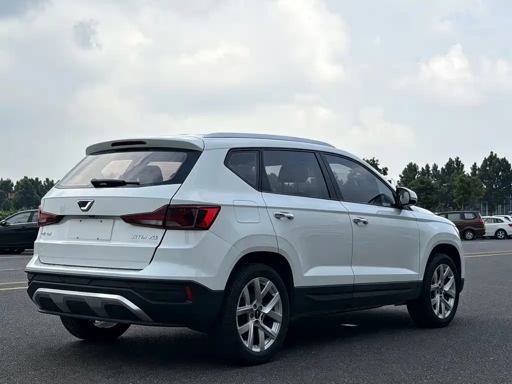 Jetta VS5 2022