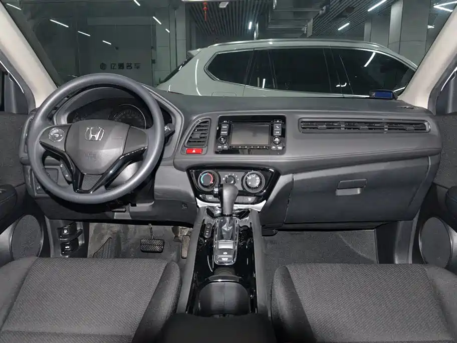 Honda Vezel 2017 — фото 12