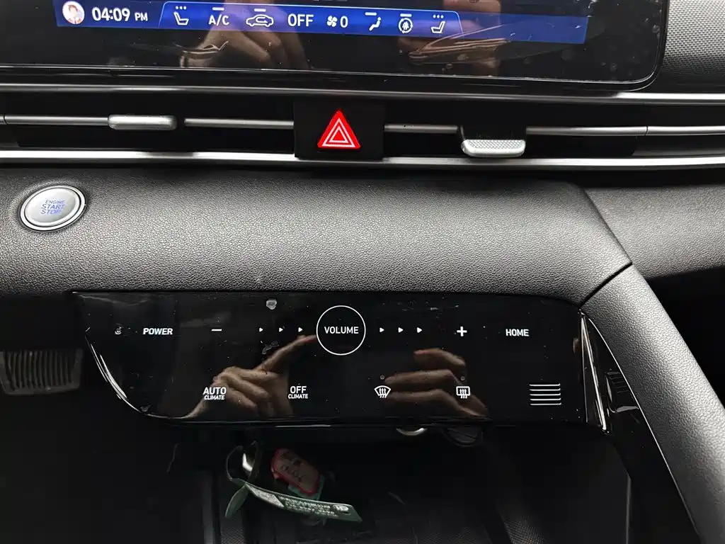 Hyundai Elantra 2022 — фото 15