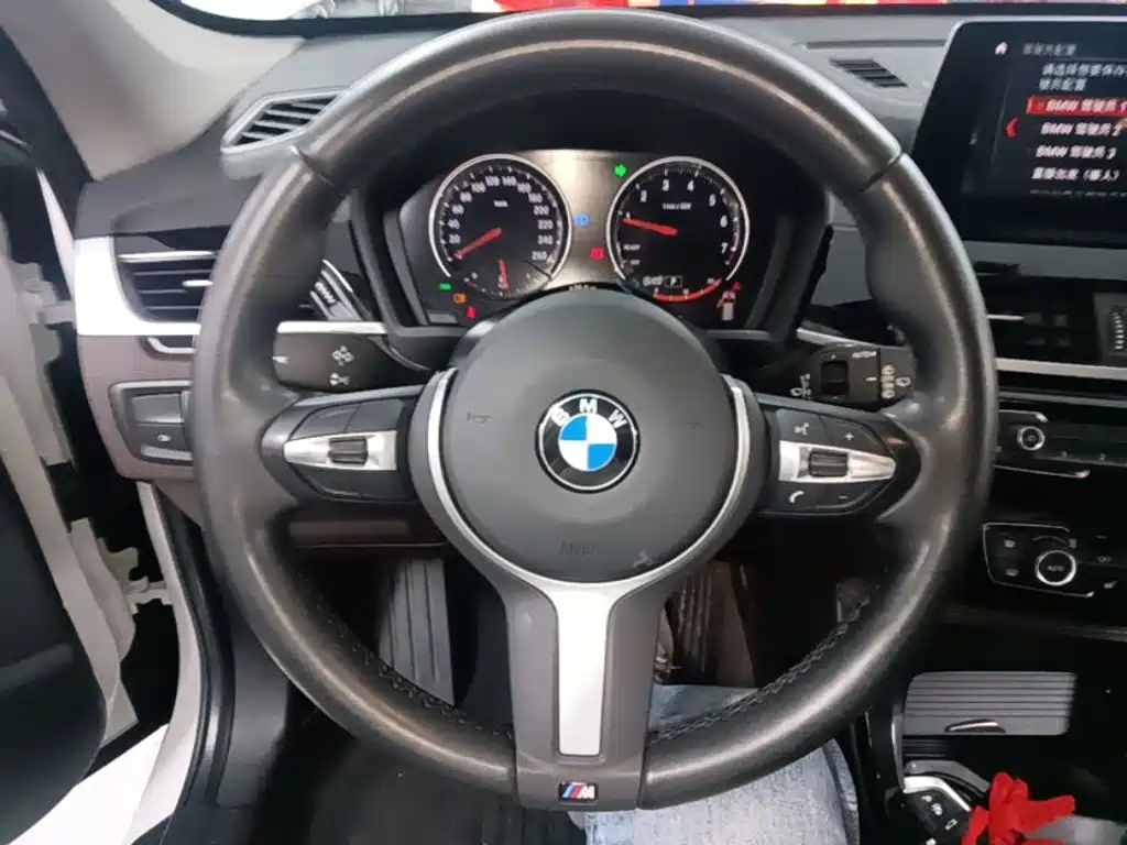BMW X1 2020 — фото 4
