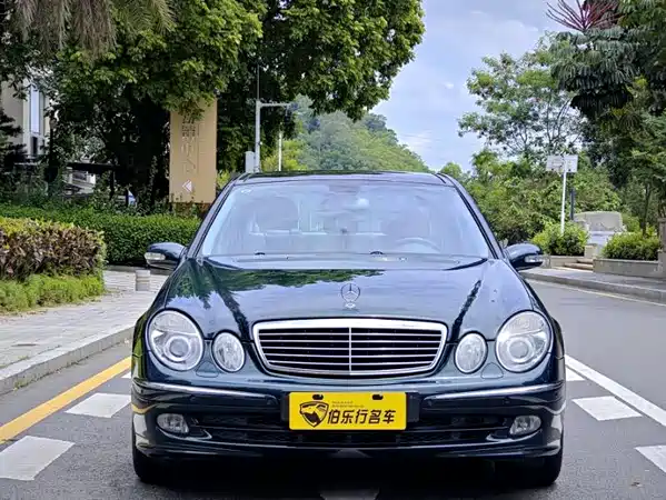 Mercedes-Benz E-Class 2004