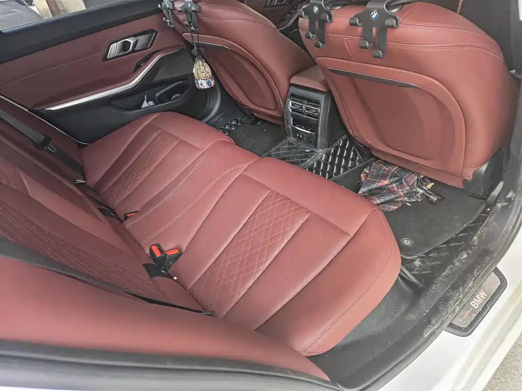 BMW i3 2024
