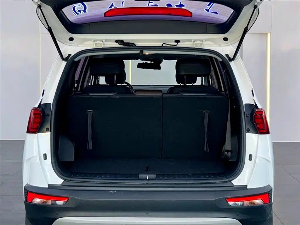 Hyundai Custo 2023 — фото 13