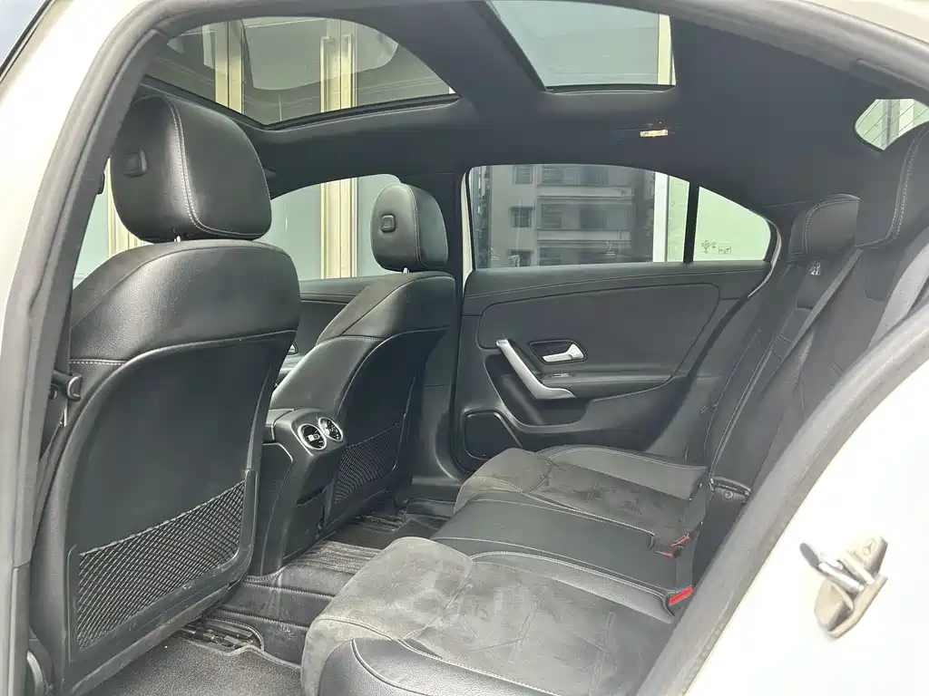 Mercedes-Benz A-Class 2020 — фото 9