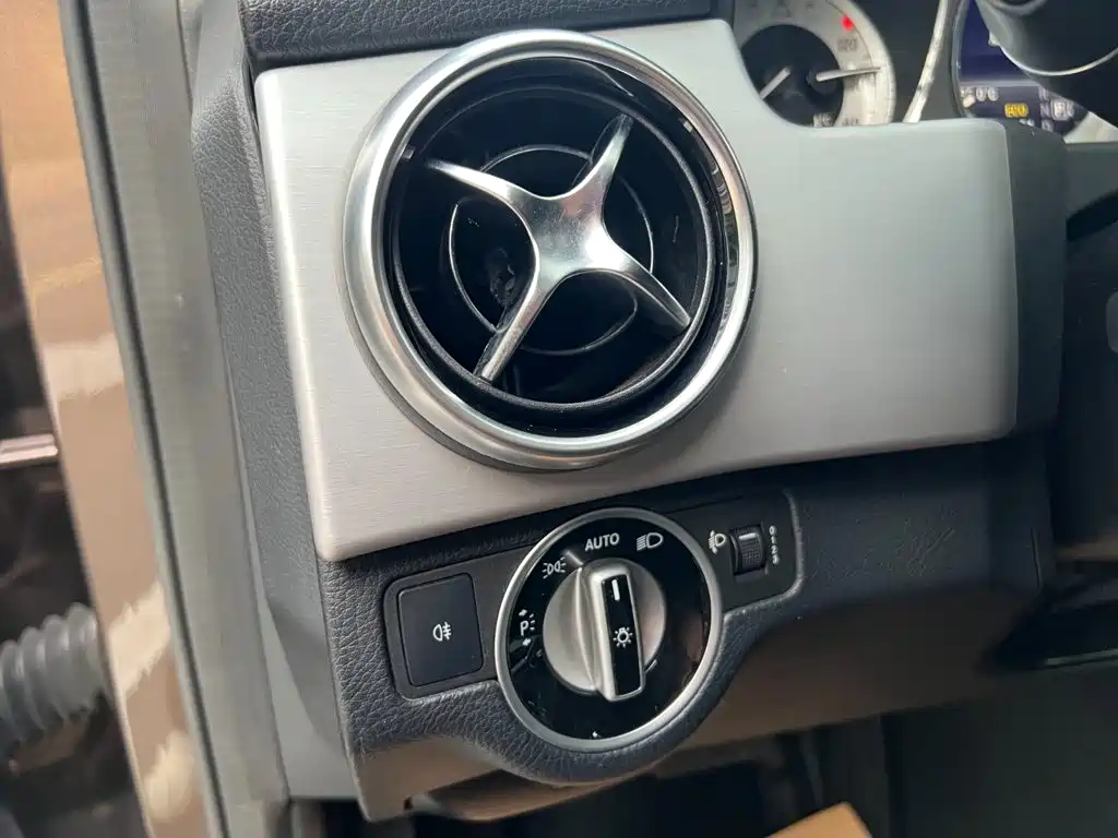 Mercedes-Benz GLK-Class 2014 — фото 8