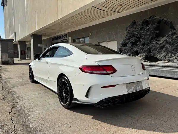 Mercedes-Benz C-Class 2017