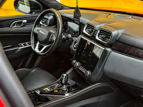 Lynk & Co 03 2019