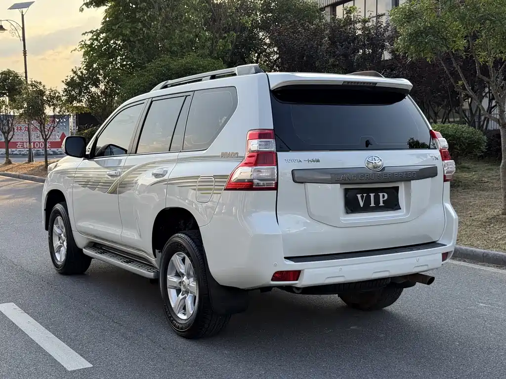 Toyota Prado 2017 — фото 6