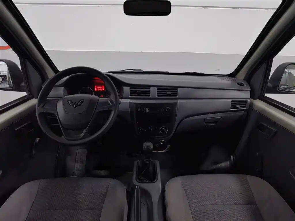 Wuling Zhiguang 2016