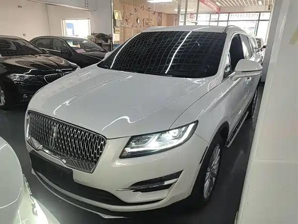 Lincoln MKC 2019