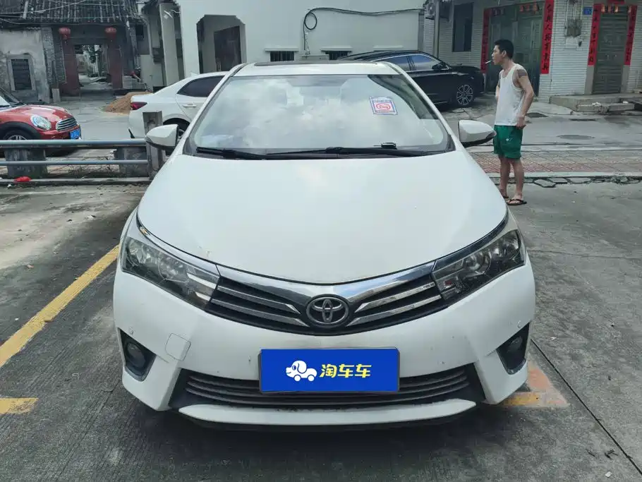 Toyota Corolla 2015