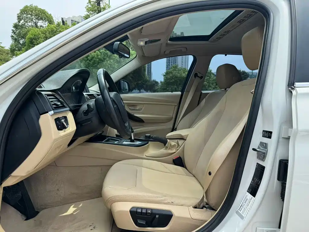 BMW 3 Series 2013