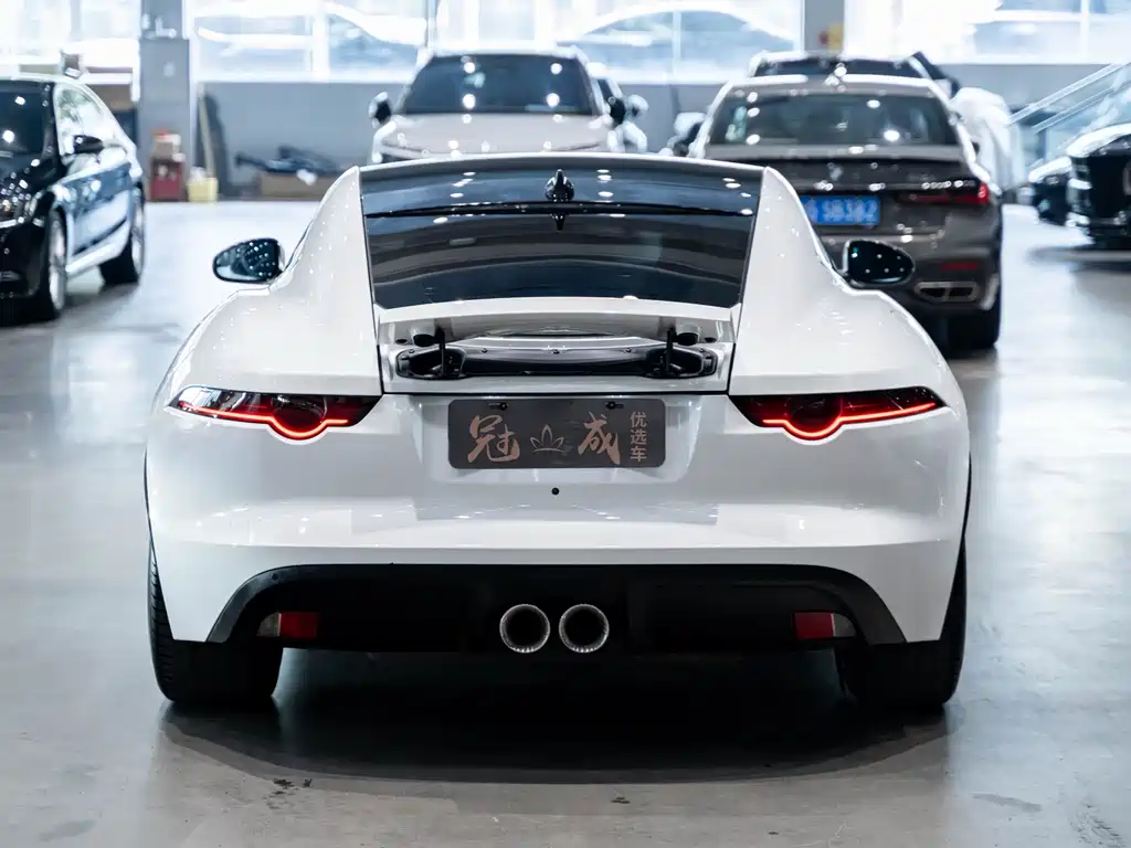 Jaguar F-TYPE 2017 — фото 6