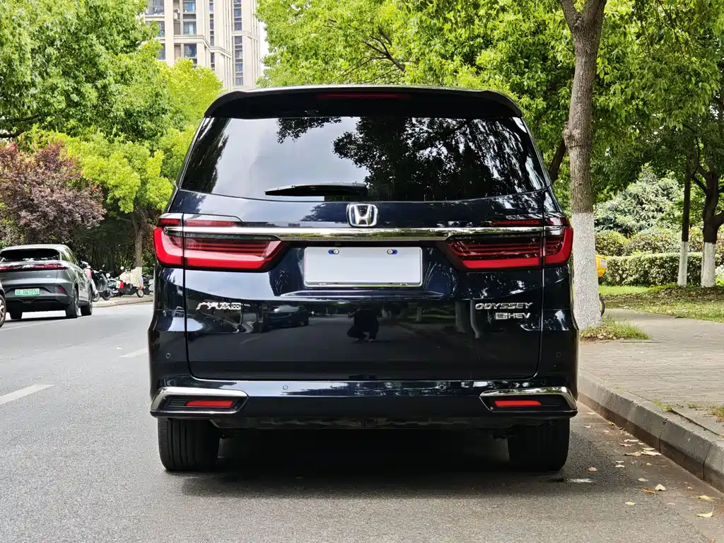 Honda Odyssey 2023 — фото 12