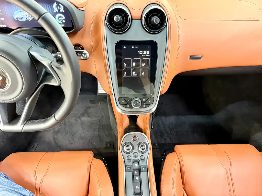 McLaren 540C 2017 — фото 10