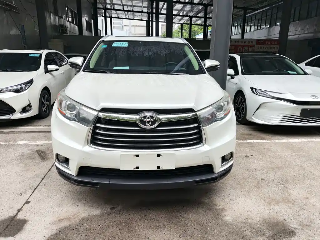 Toyota Highlander 2016 — фото 2