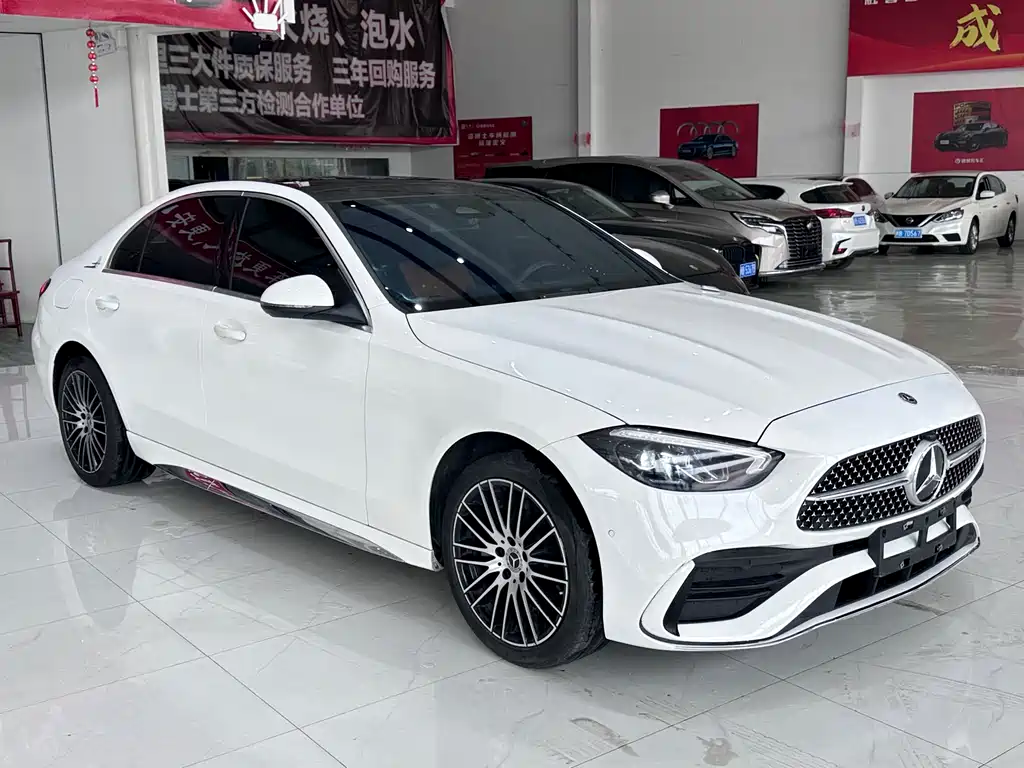 Mercedes-Benz C-Class 2023 — фото 3