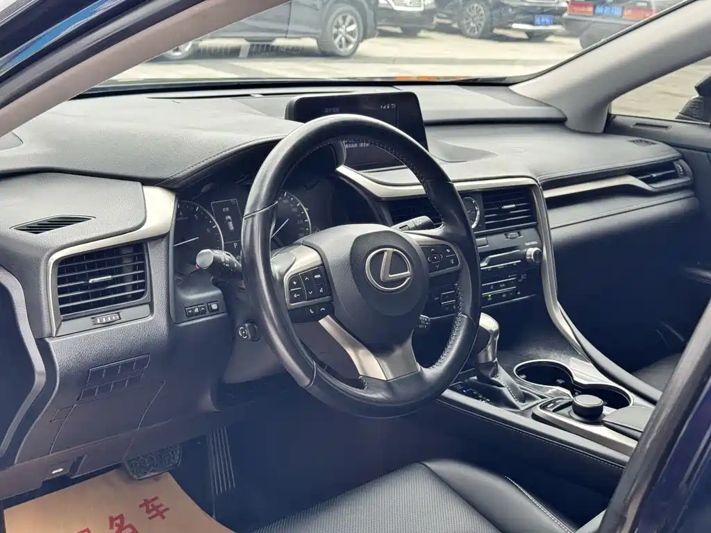 Lexus RX 2019 — фото 12