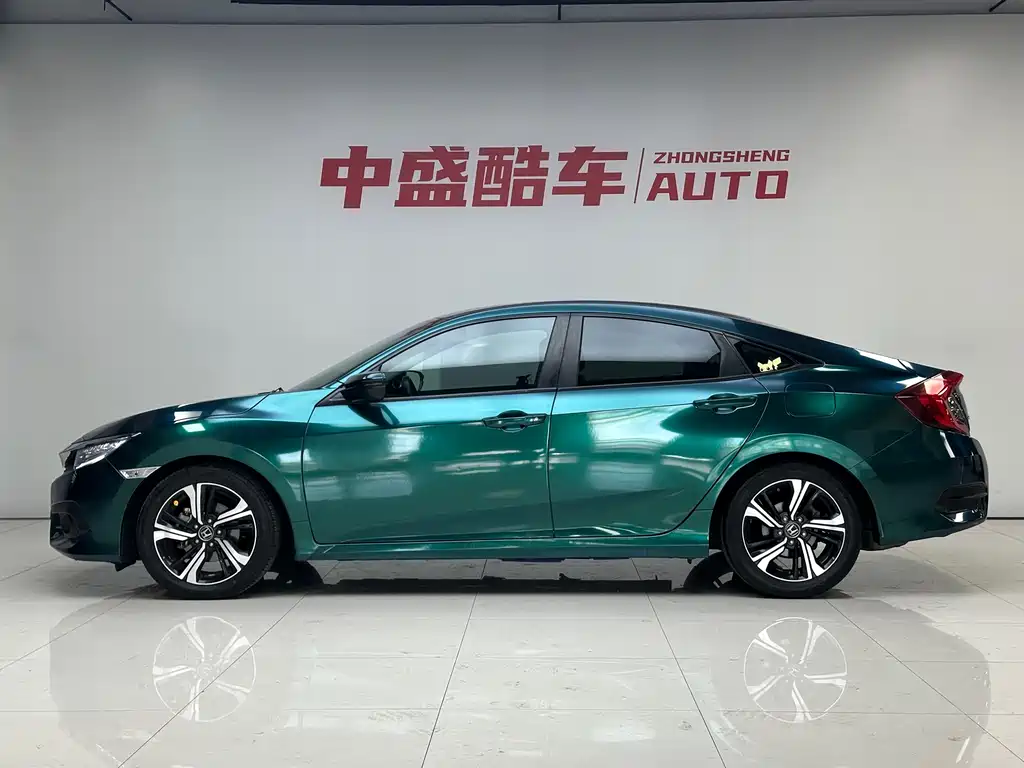Honda Civic 2018 — фото 15