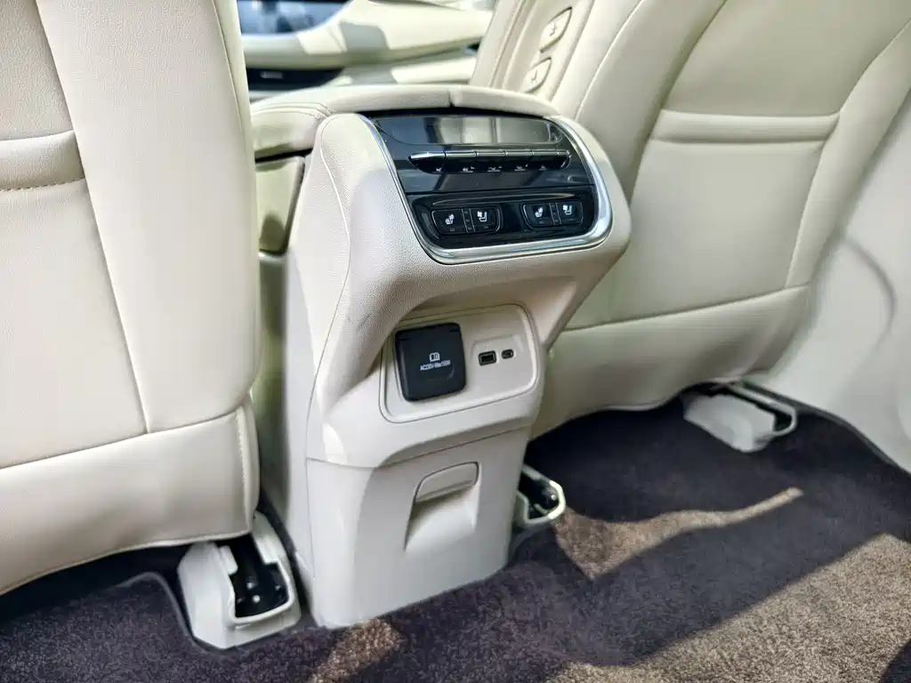 Buick Enclave 2023 — фото 12