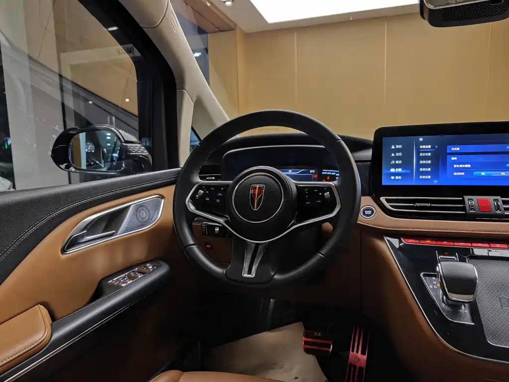 Hongqi HQ9 2023 — фото 14