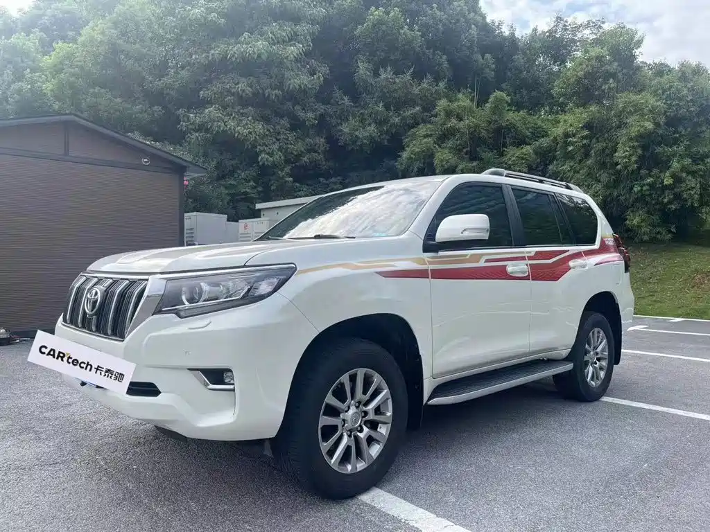 Toyota Prado 2019 — фото 2