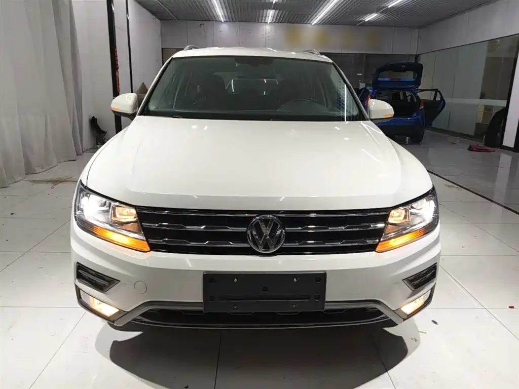Volkswagen Tiguan L 2018 — фото 3