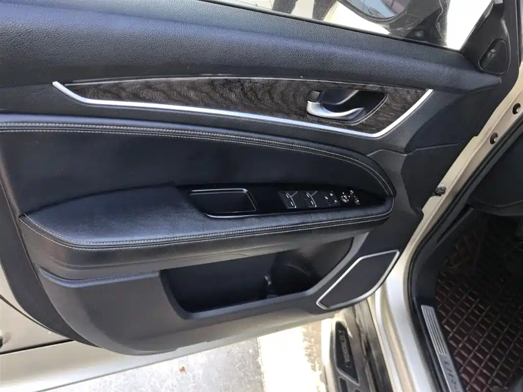 Honda Odyssey 2016 — фото 14